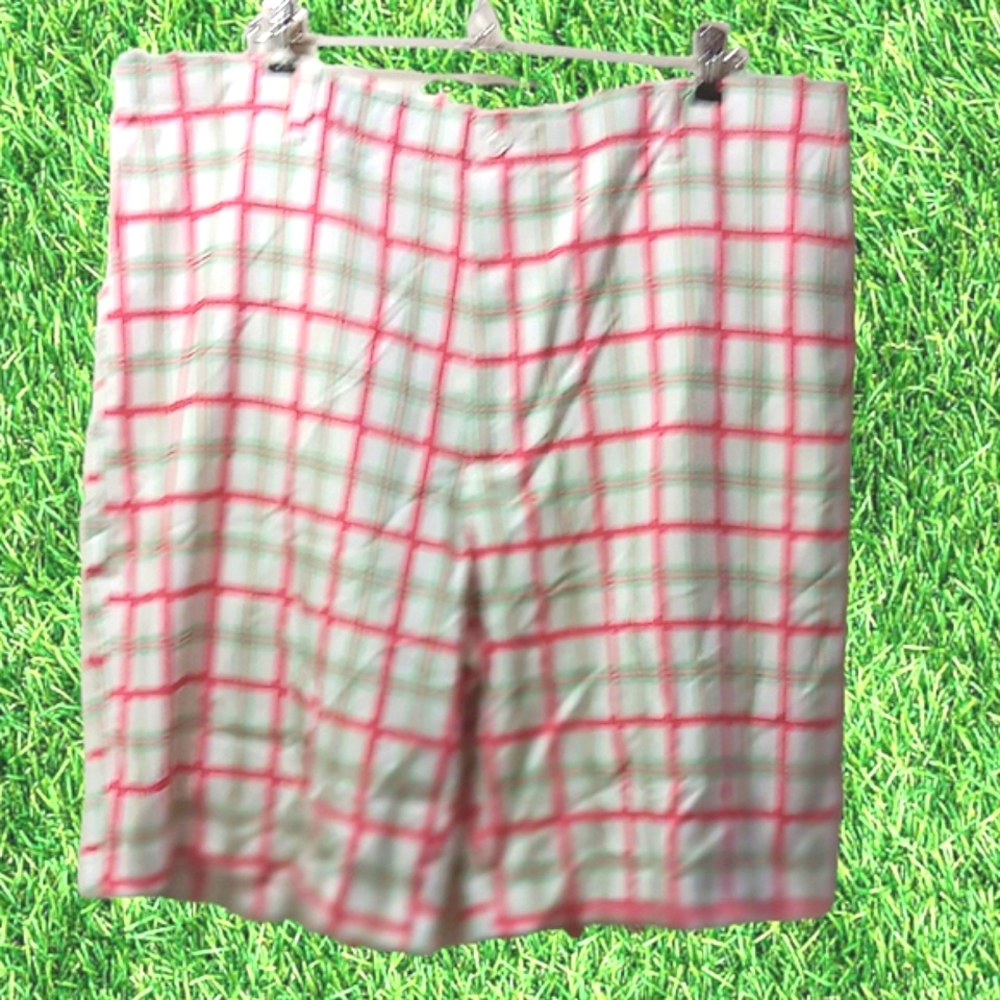 GOLF AMERICA PLAID SPORT SHORTS